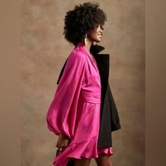 NWT! Banana Republic Bright Peony Satin Ruffle Wrap Dress - Multiple Sizes 💛 - Picture 3 of 4